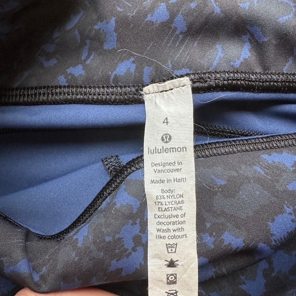 Lululemon Size 4 Fast Free Crop II 19" Leggings Non-Reflective Wild Thing Camo - Picture 14 of 14